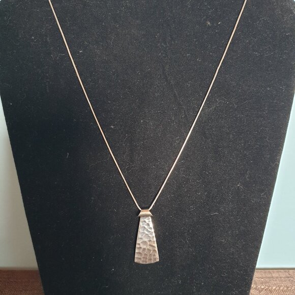 Vintage Retired SILPADA 925 Sterling Silver Hammered Pendant Necklace - Picture 9 of 11